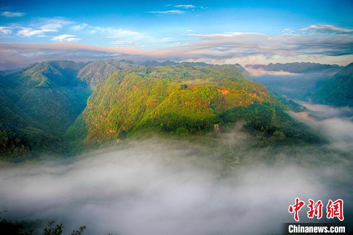 世界文化遗产海龙屯全景。　贵州新闻图片社供图