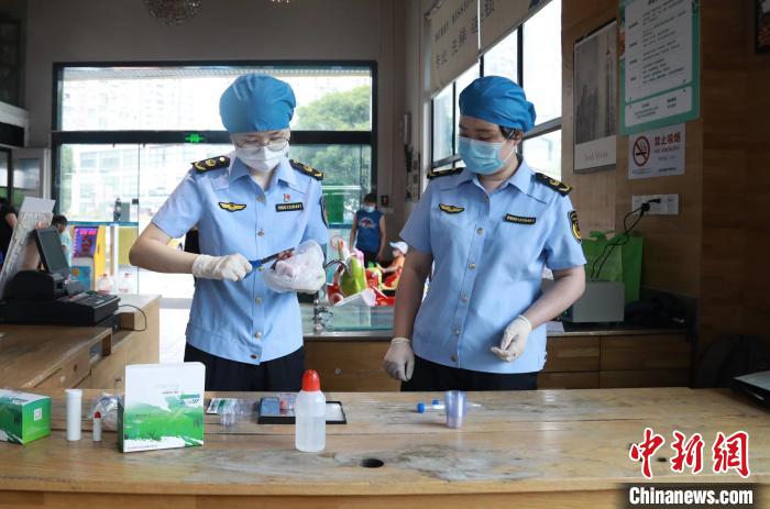 确保从“田头到餐桌”的食品安全上海发布重点监管食用农产品清单