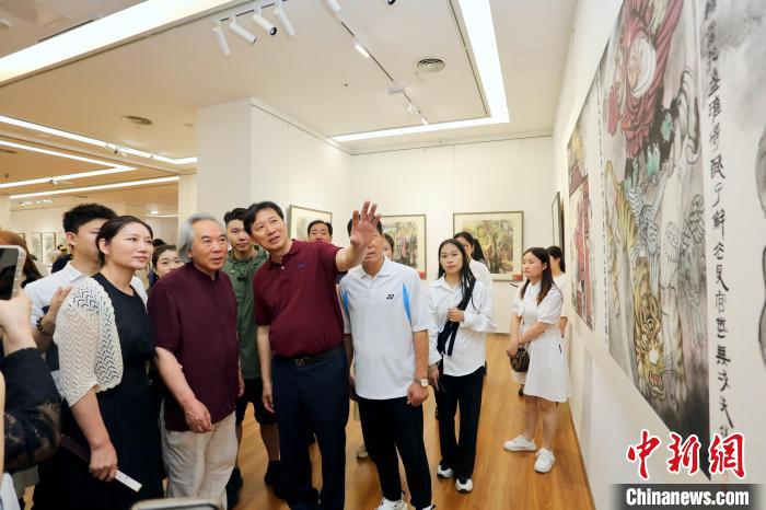 “笔墨耕耘”张福有中国画作品展在北京举行以艺术之美彰显时代精神